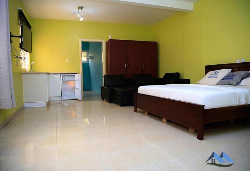 家庭套房, Danritzcer Suites