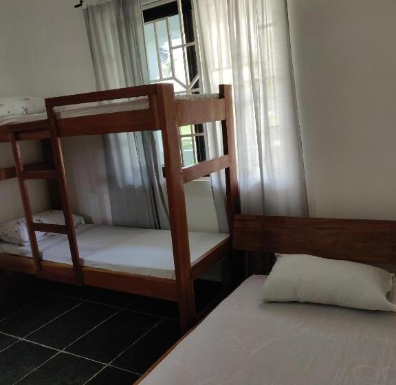 اتاق استاندارد سه نفره, Serenity Haven Lodge