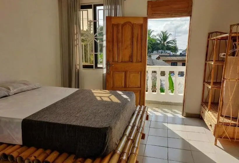 اتاق اکونومی یک تخته, Serenity Haven Lodge
