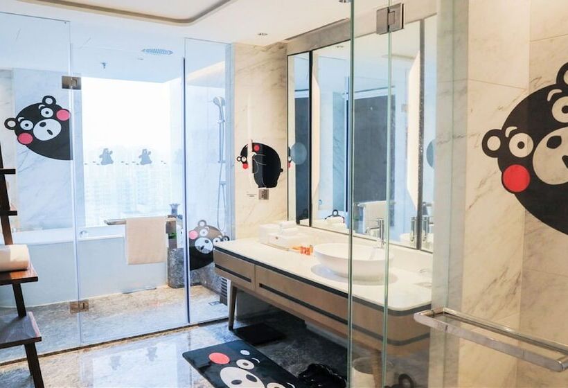 חדר משפחתי, Renaissance Xi An