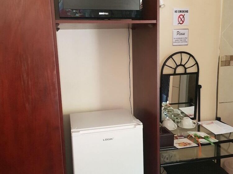 Номер Стандарт, Echo Garden Guesthouse