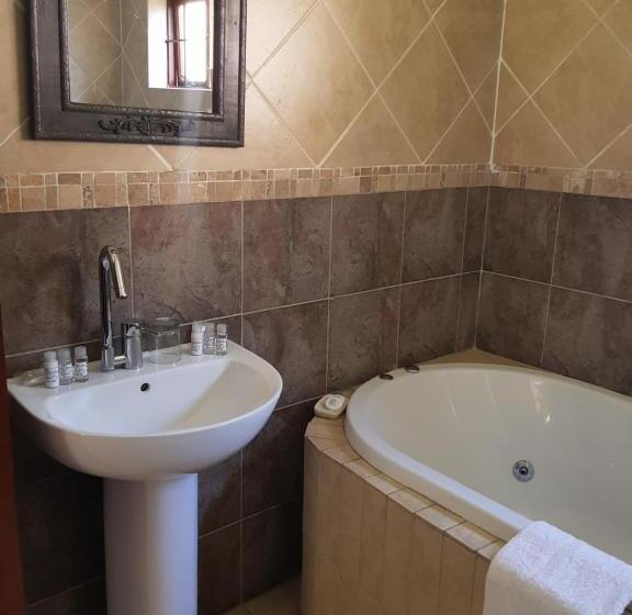 Номер Deluxe Кровать Кинг, Echo Garden Guesthouse