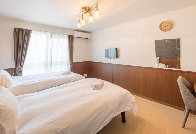 Camera Standard, Floral Green Maple House