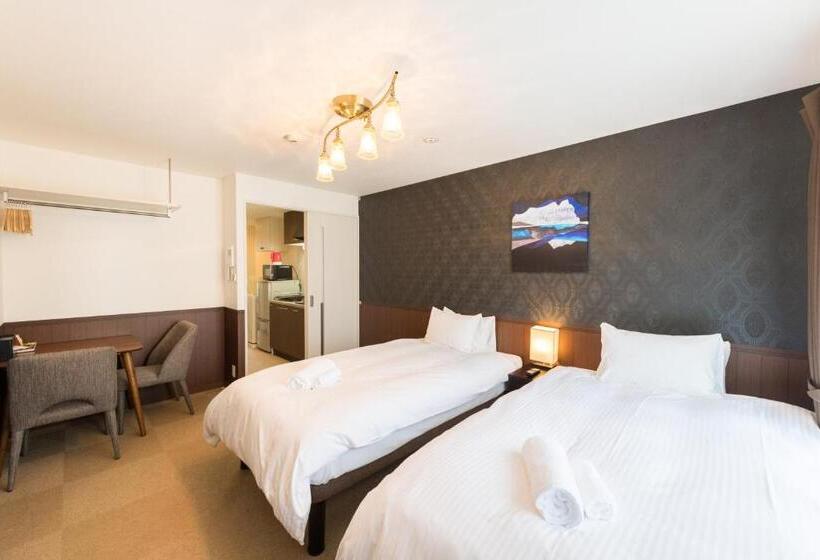 Camera Standard, Floral Green Maple House