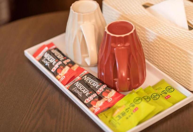 Appartamento 1 Camera da Letto, Floral Green Maple House