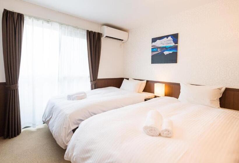 Camera Standard, Floral Green Maple House