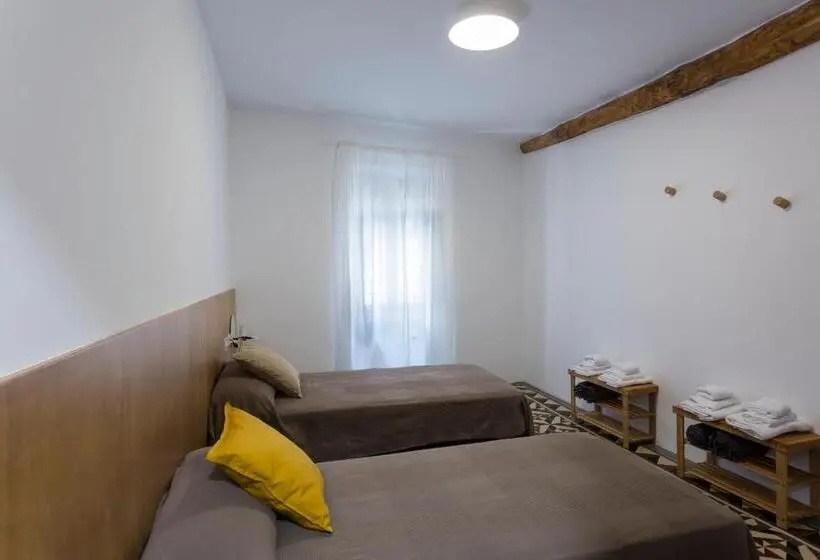 Standard-huone, Hostel.b