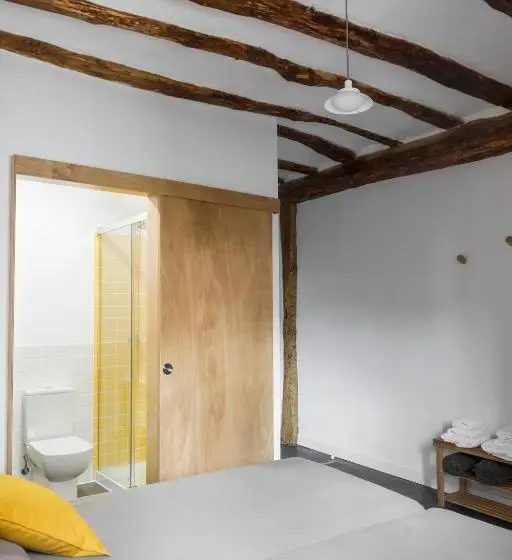 Standard Yhden Hengen Huone, Hostel.b