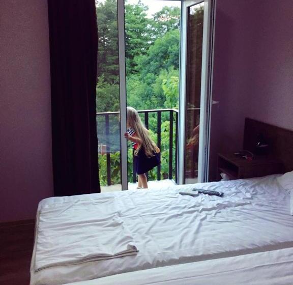 Standard-huone Parveke, Giorgi