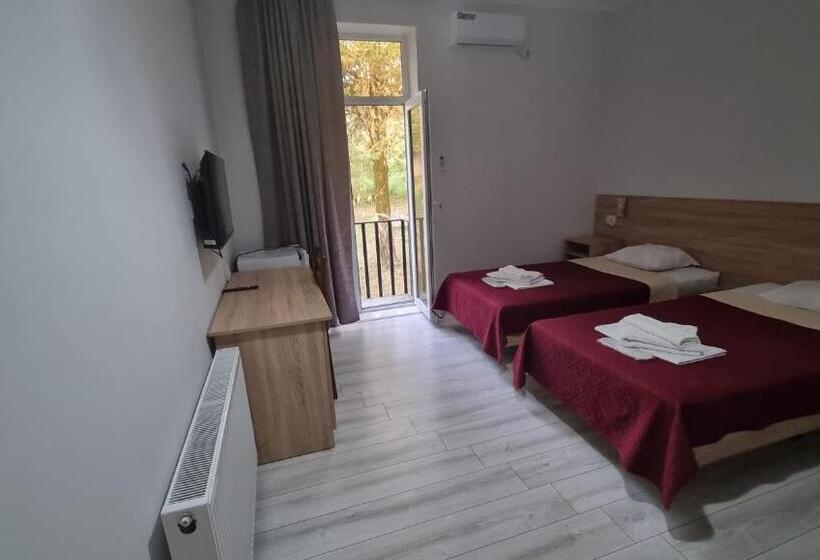 Standard-huone Parveke, Giorgi