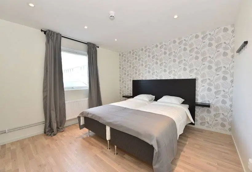 اتاق استاندارد با سرویس بهداشتی مشترک, Måby Park & Hotell