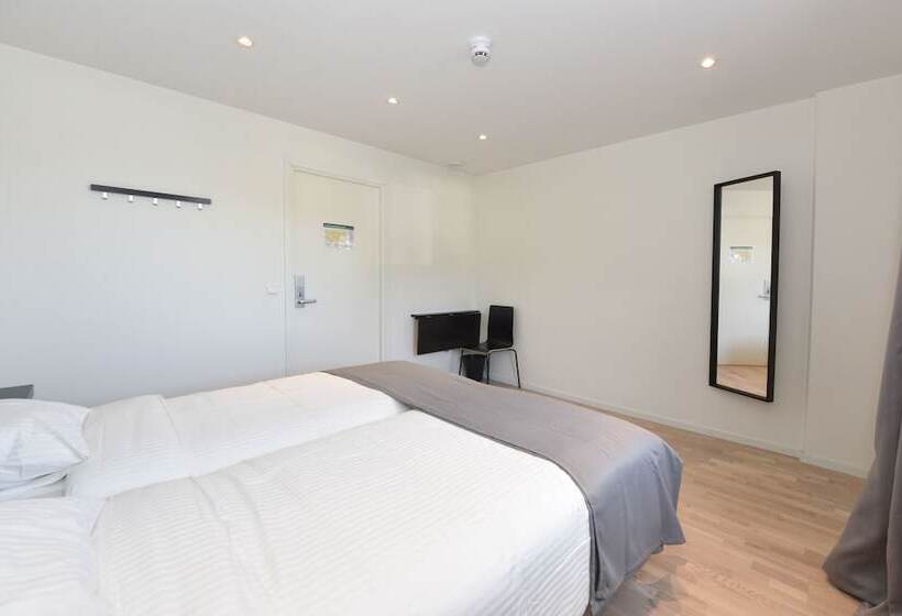 غرفة قياسية حمام مشترك, Måby Park & Hotell