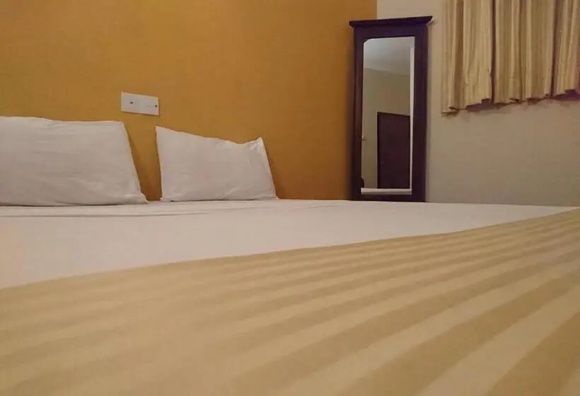 Perhehuone, Shiva Rest Katharagama