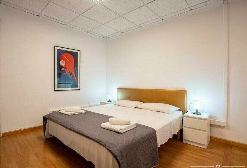 سوییت لوکس, Suites Rooms Valencia