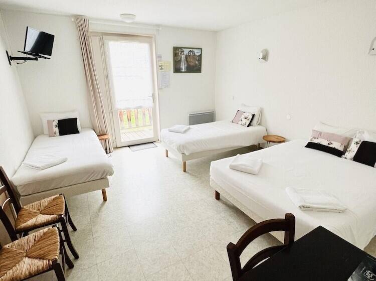 חדר סטנדרט לארבעה, Rose Des Vents