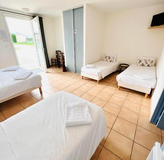 חדר משפחתי, Rose Des Vents