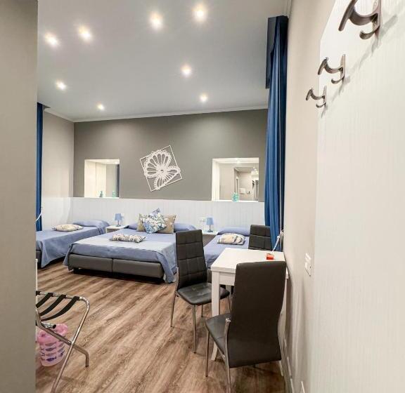 اتاق استاندارد چهار تخته, Camere Amely