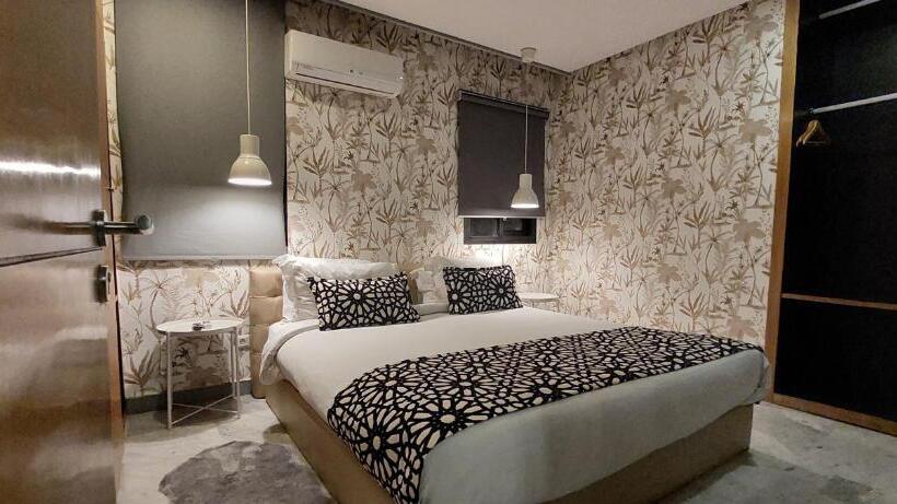 1 Bedroom Penthouse Apartment, Suite Loc Luxury Apart