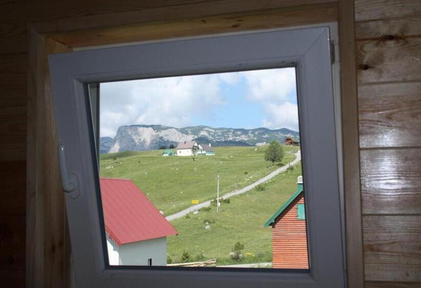 سوییت دوبلکس, Apartmani Prisoje