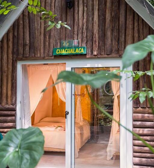 اتاق لوکس, Hacienda Tijax Jungle Logde