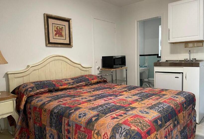 标准工作室, Shell Motel Hollywood