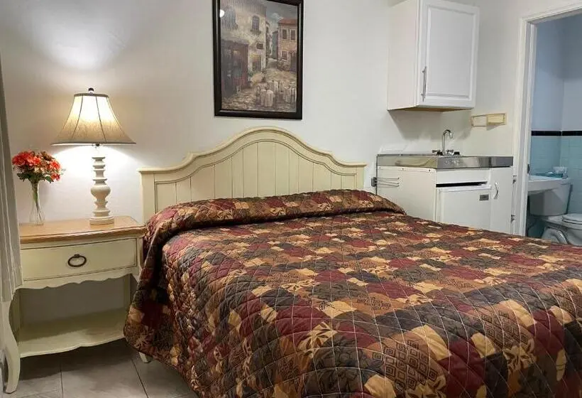 استودیوی استاندارد, Shell Motel Hollywood