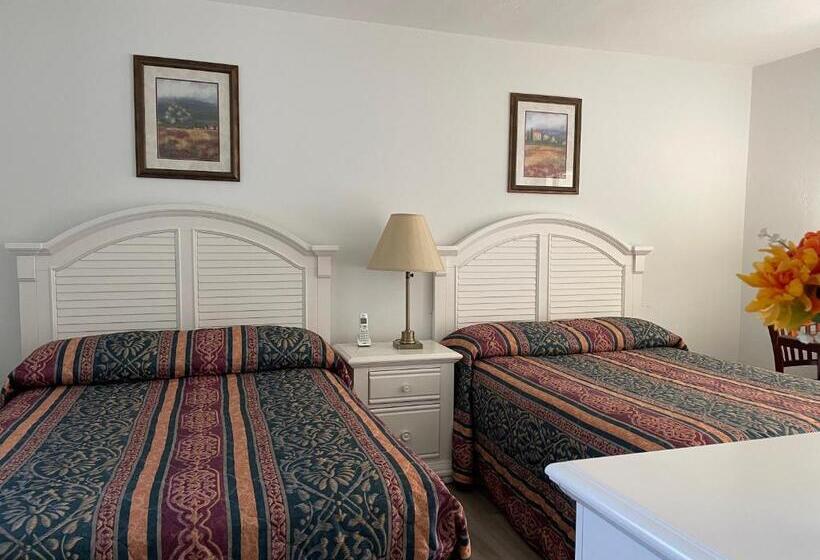 Номер Стандартный с Видом, Shell Motel Hollywood