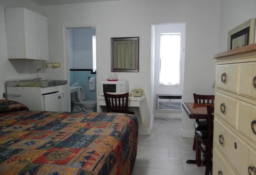 标准工作室, Shell Motel Hollywood