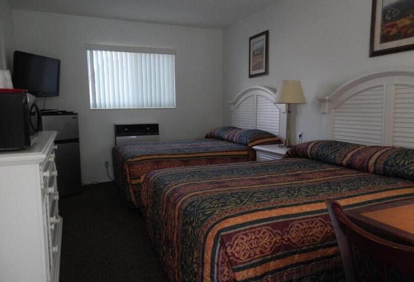 Номер Стандартный с Видом, Shell Motel Hollywood