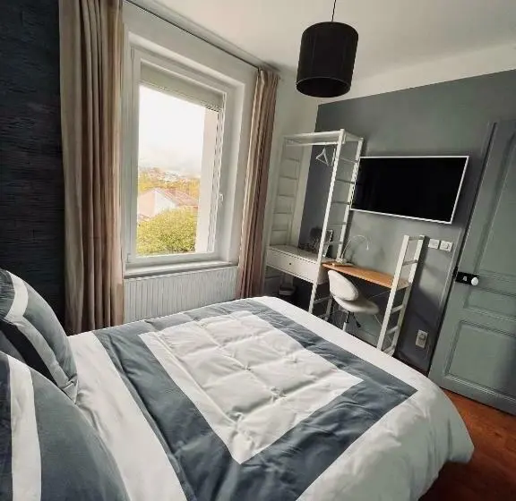 Standard-huone King-vuode, Le Numero 100