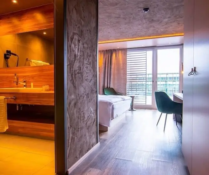 Habitación Superior con Balcón, Meiser Design