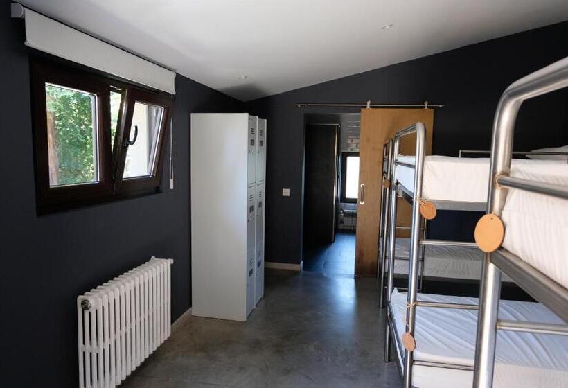 Кровать в Общей Комнате, Casa Carmina Hostel