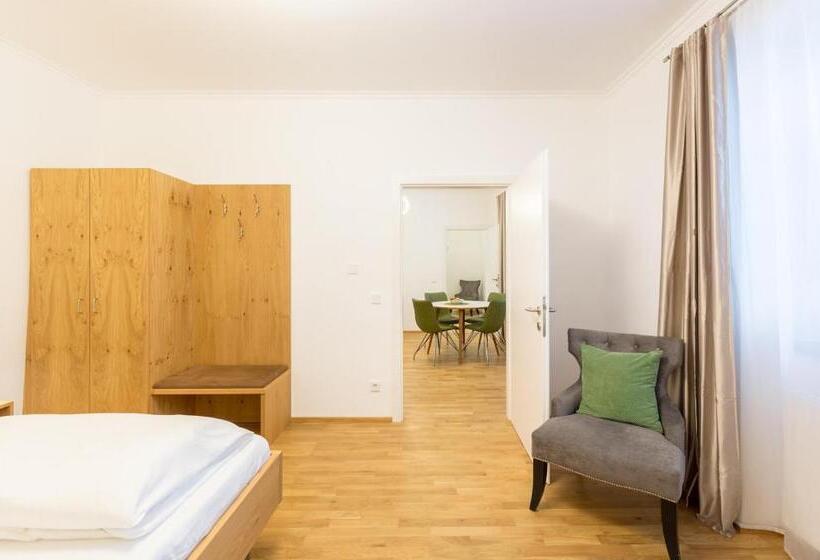 침실 1개 아파트, Altes Backhaus