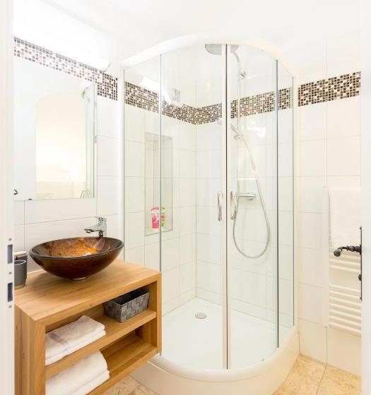 침실 1개 아파트, Altes Backhaus