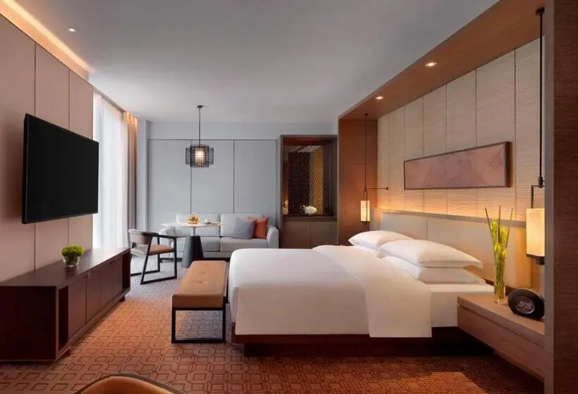 キングサイズベッドのデラックスルーム, Hyatt Regency Zhenjiang