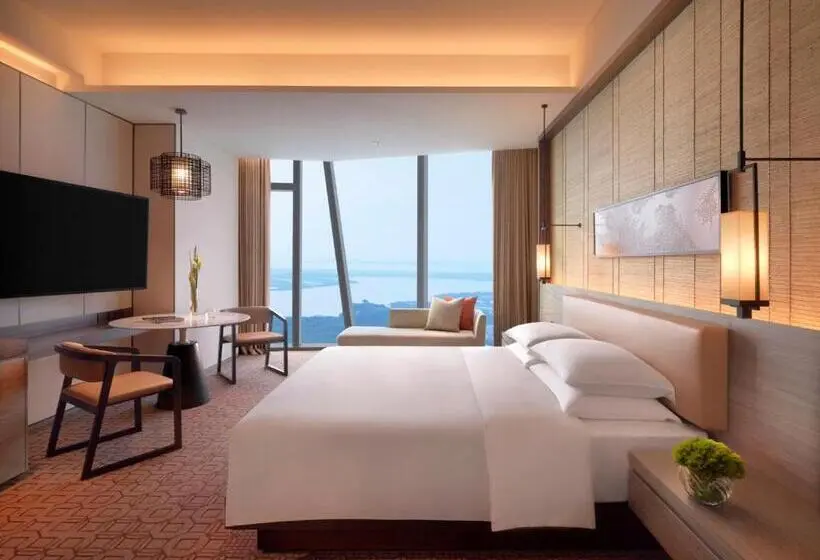 キングサイズベッドのスタンダードルーム, Hyatt Regency Zhenjiang