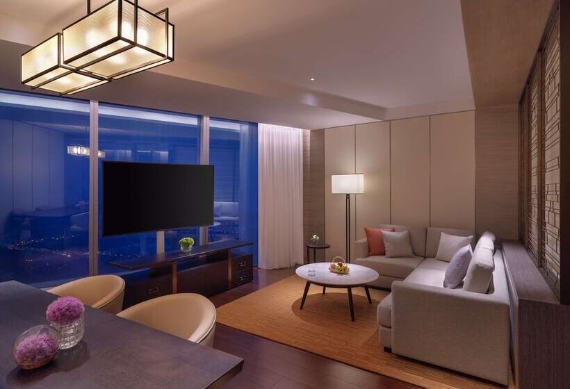 스위트, Hyatt Regency Zhenjiang
