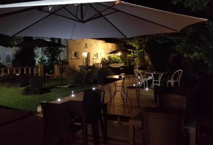 Номер Deluxe, La Maison Blanche