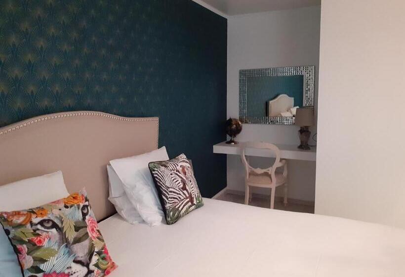 Номер Deluxe, La Maison Blanche