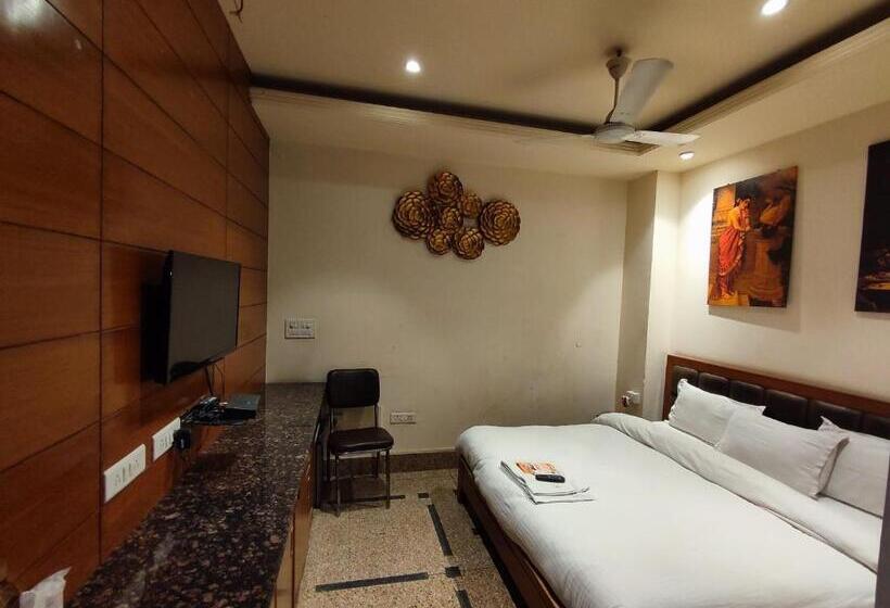 חדר דלוקס, Stay @ 203