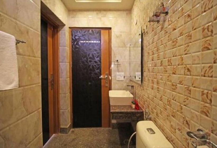 חדר דלוקס, Stay @ 203