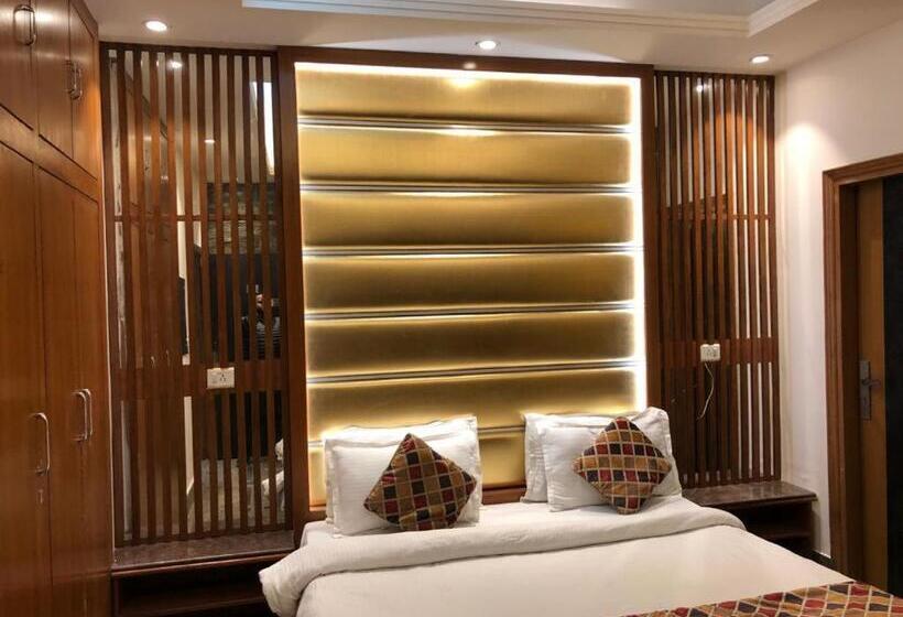 חדר סופריור, Stay @ 203