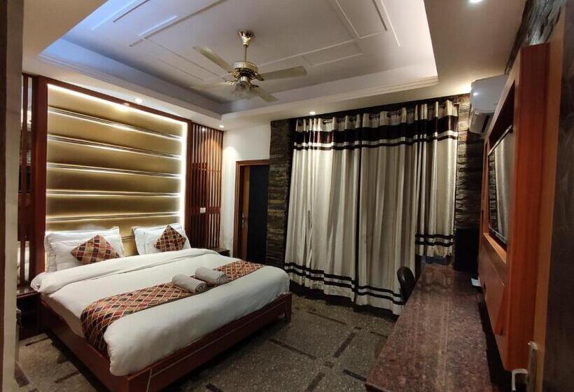 חדר סופריור, Stay @ 203