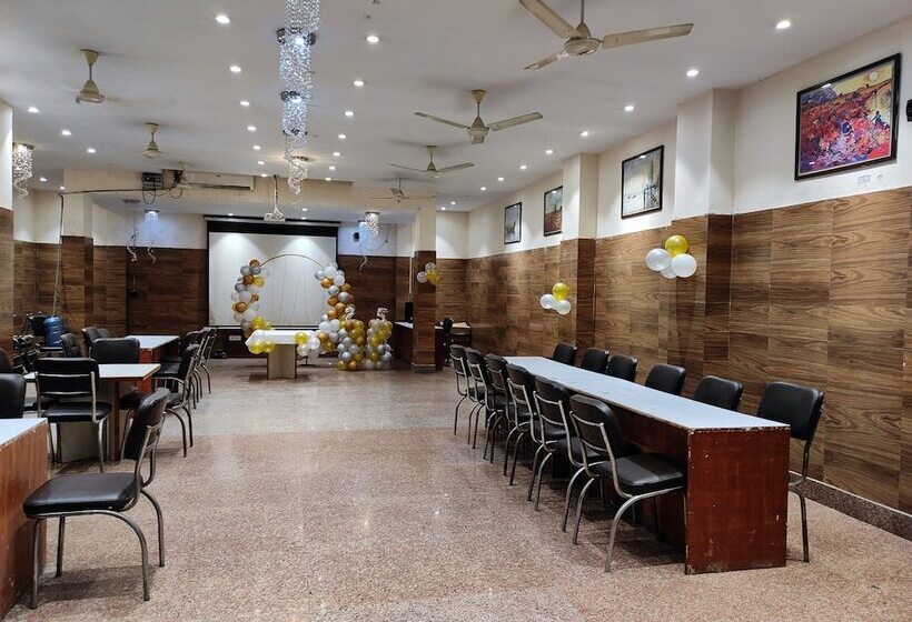 חדר סופריור, Stay @ 203