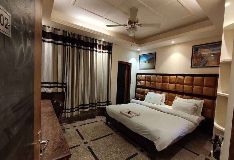 חדר סופריור, Stay @ 203