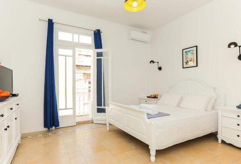 خانه 1 خوابه, House Of Pomegranates