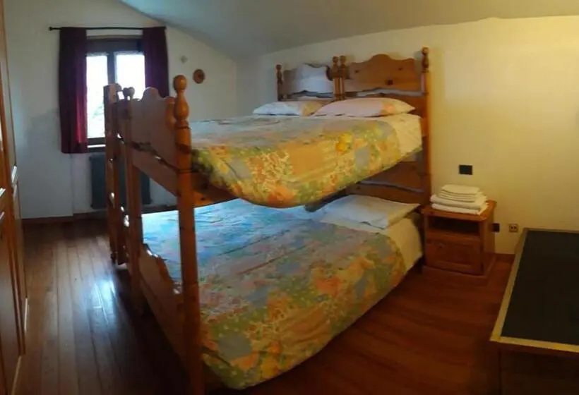 スタンダード４人部屋, Rifugio Mai Tardi