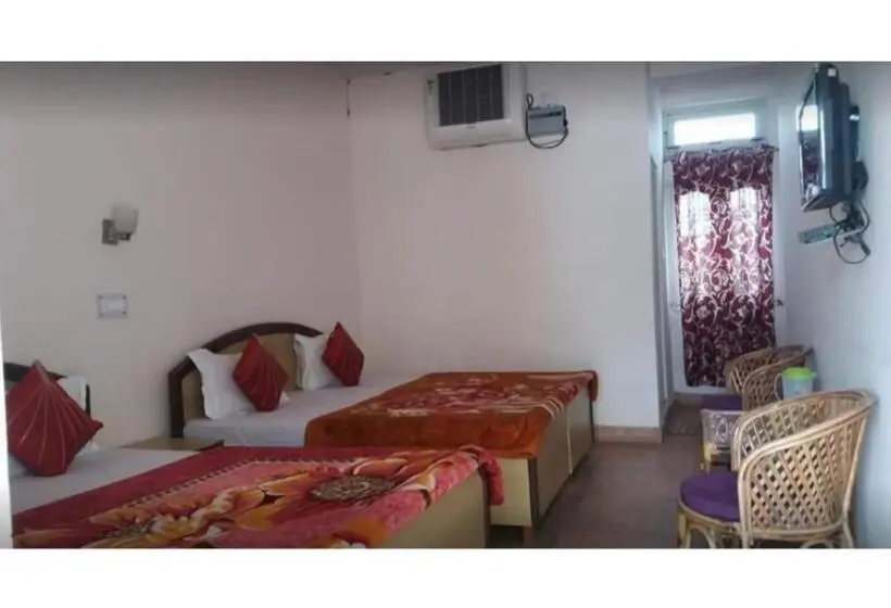 Chambre Quadruple Deluxe, Sahaj Villa