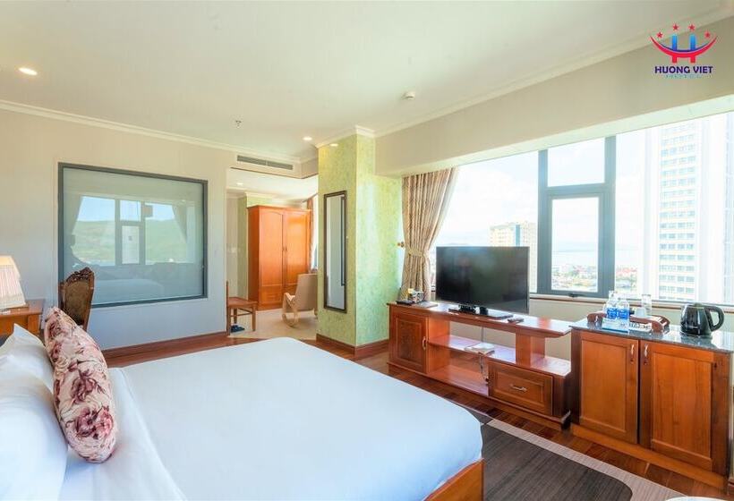 اتاق لوکس با چشمانداز, Huong Viet Hotel Quy Nhon Beachfront