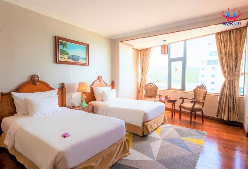 اتاق لوکس با چشمانداز, Huong Viet Hotel Quy Nhon Beachfront
